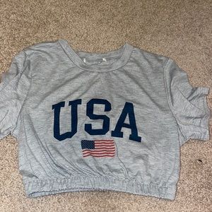Cropped USA shirt